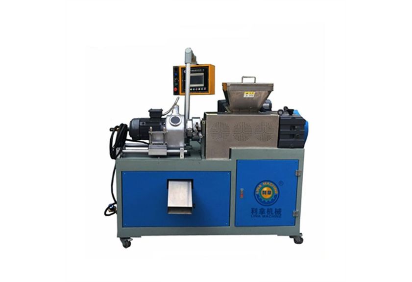 廣東利拿實(shí)業(yè)的水中切粒式造粒機(jī)生產(chǎn)線